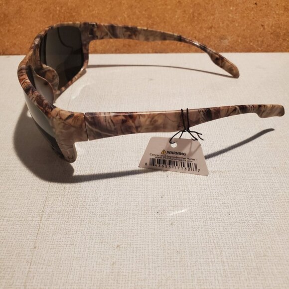 Racer X Camo Sunglasses With Maximum UV400 Protection For Outdoor Adventures - Picture 6 of 8